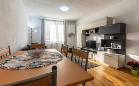 Apartament Lyad